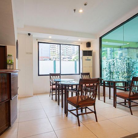 Oyo 210 Apple Tree Suites Cebu Exterior foto