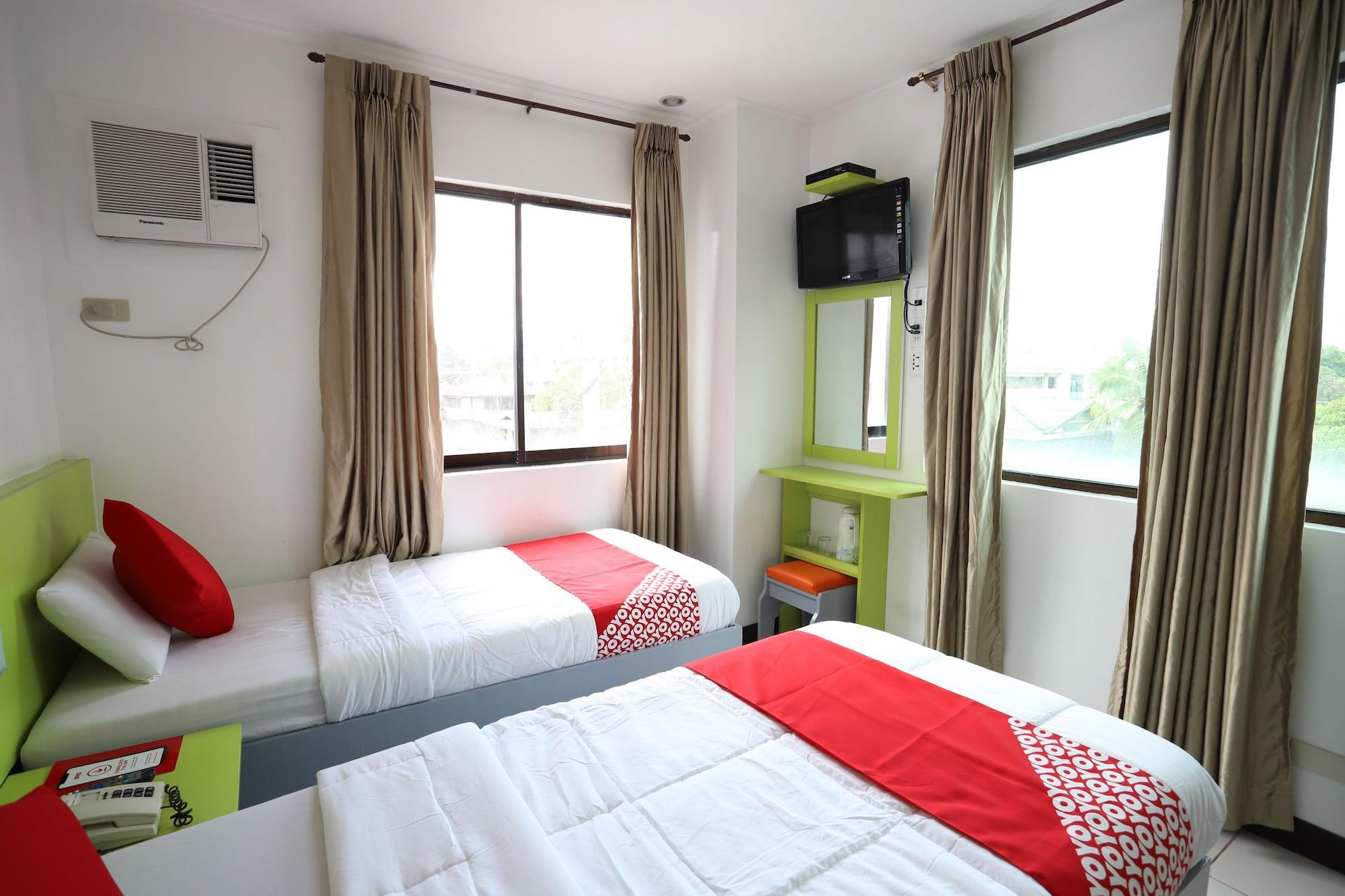 Oyo 210 Apple Tree Suites Cebu Exterior foto
