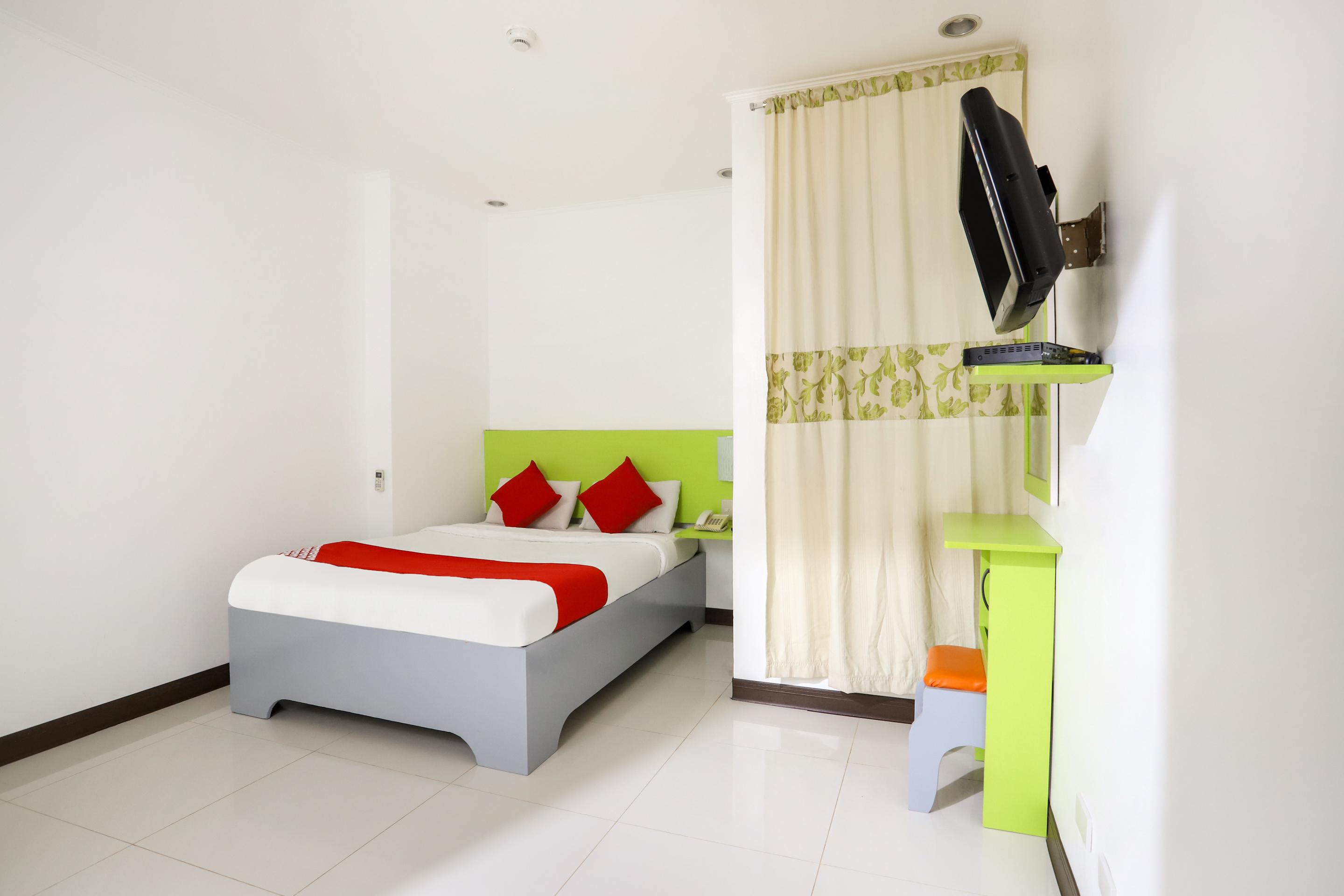 Oyo 210 Apple Tree Suites Cebu Exterior foto