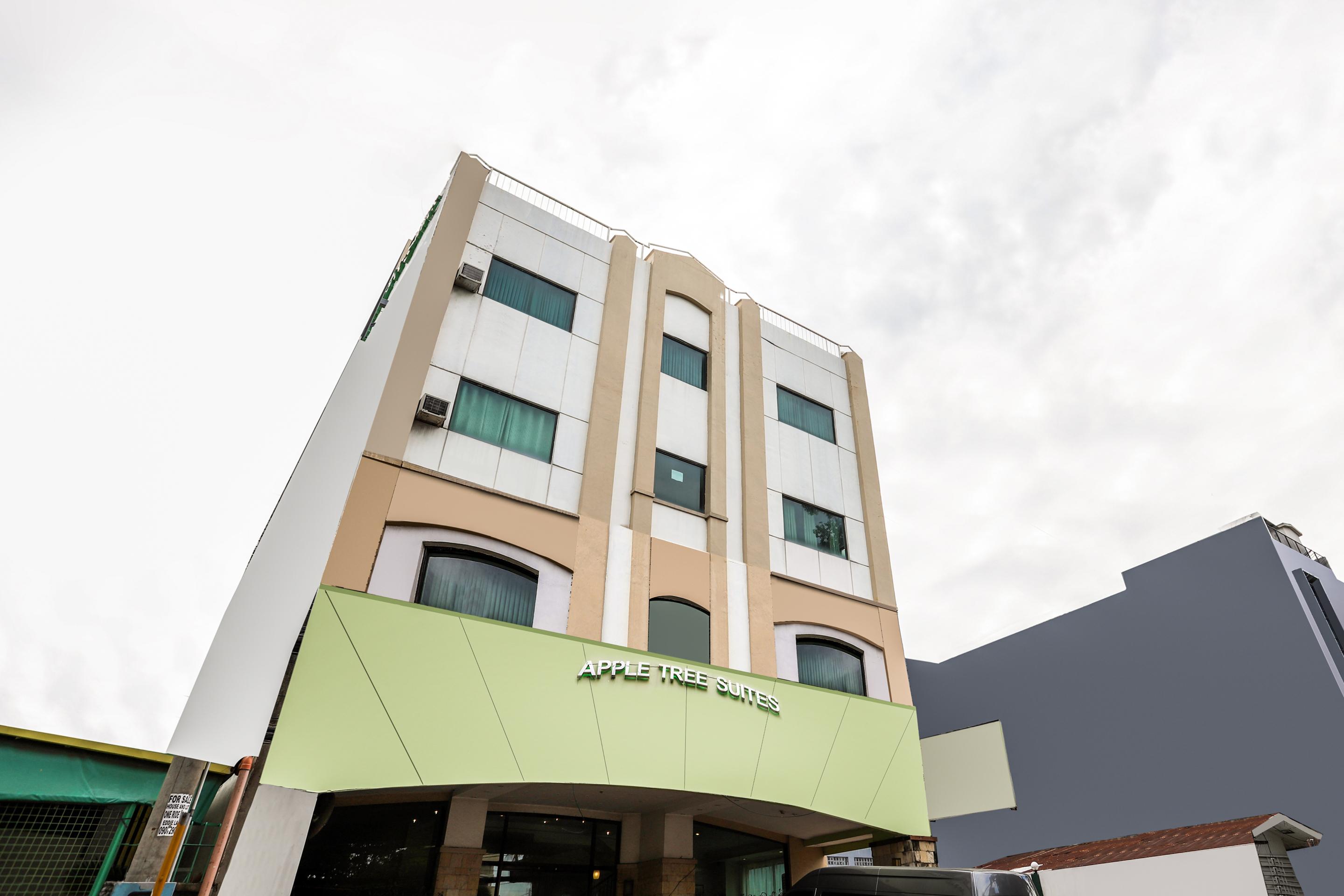 Oyo 210 Apple Tree Suites Cebu Exterior foto