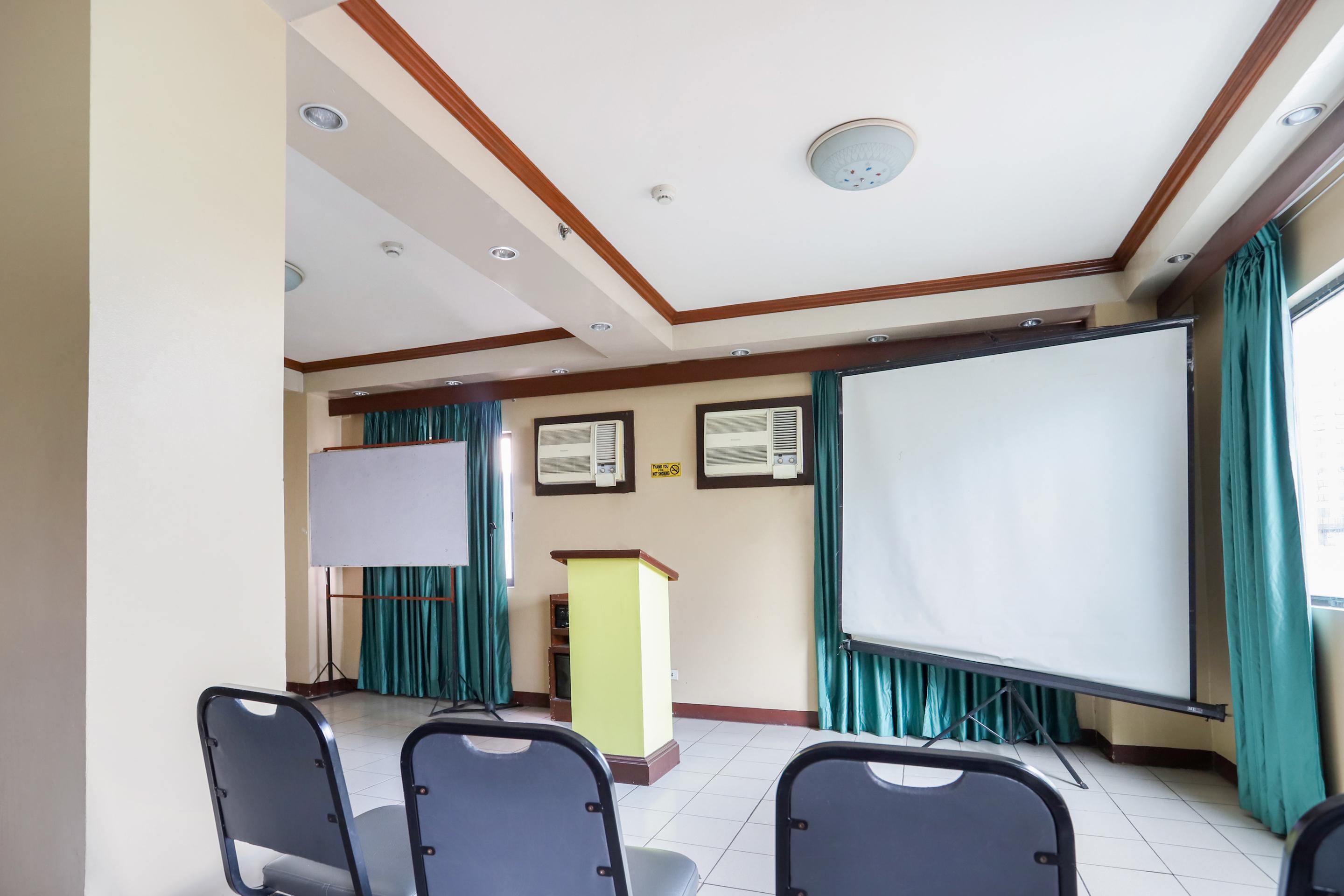 Oyo 210 Apple Tree Suites Cebu Exterior foto