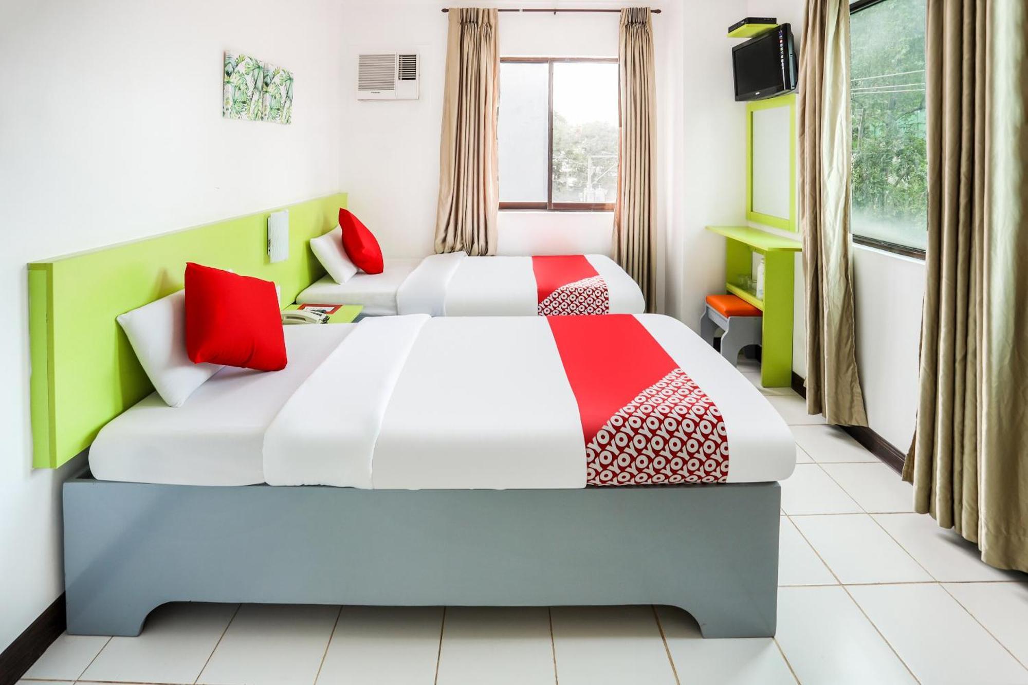 Oyo 210 Apple Tree Suites Cebu Exterior foto