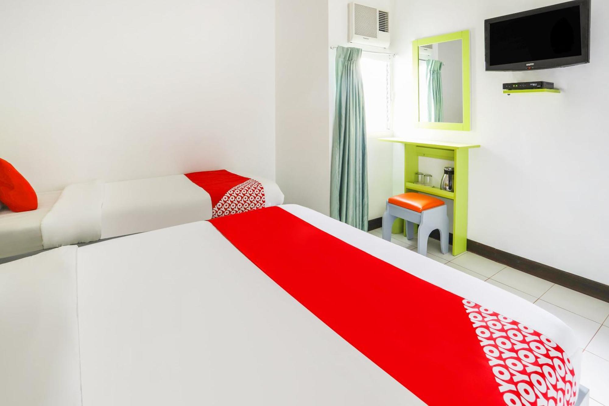 Oyo 210 Apple Tree Suites Cebu Exterior foto
