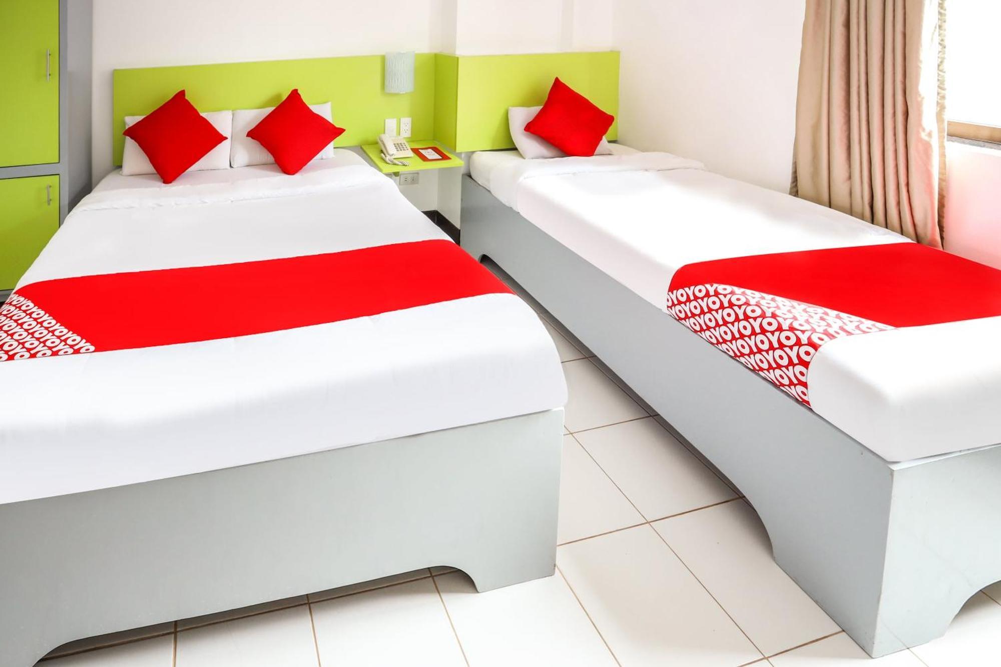 Oyo 210 Apple Tree Suites Cebu Exterior foto